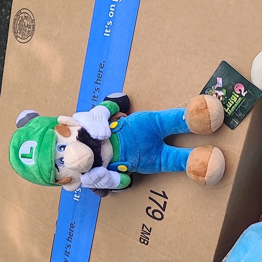 New Luigi's mansion 2 plushie from Japan rare
